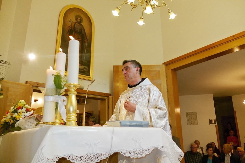 jubilej s. Gabrijele - p. Mato ,ocd., kot glavni ma&scaron;nik in pridigar