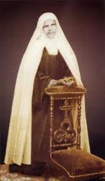 bl. Mirjam Križanega Jezusa kot novinka v karmelu 